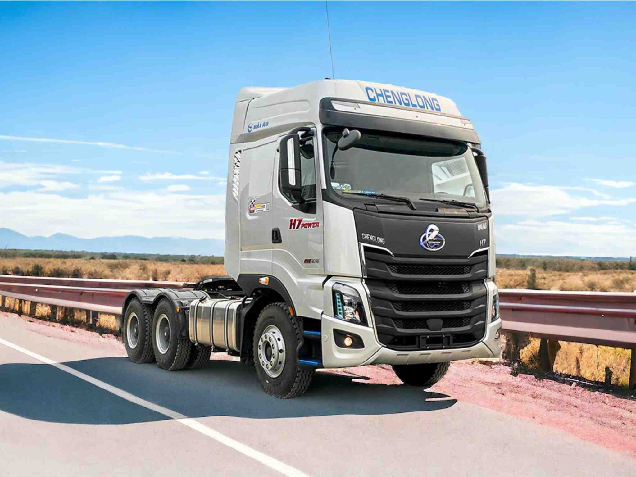 Đầu Kéo Chenglong H7 420 HP